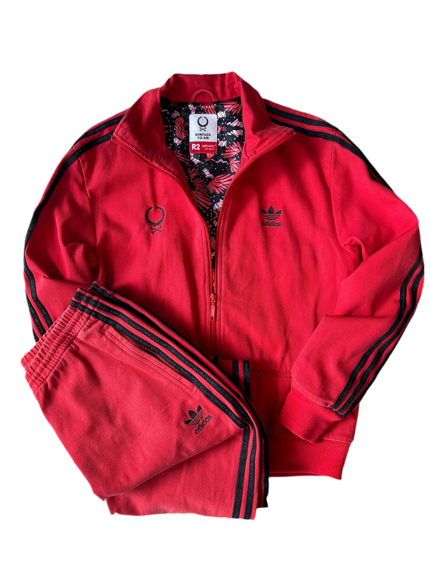 LIMITED EDITION Tracksuit Adidas X Fred Perry | Adicolor Surface To Air R2 Red Series