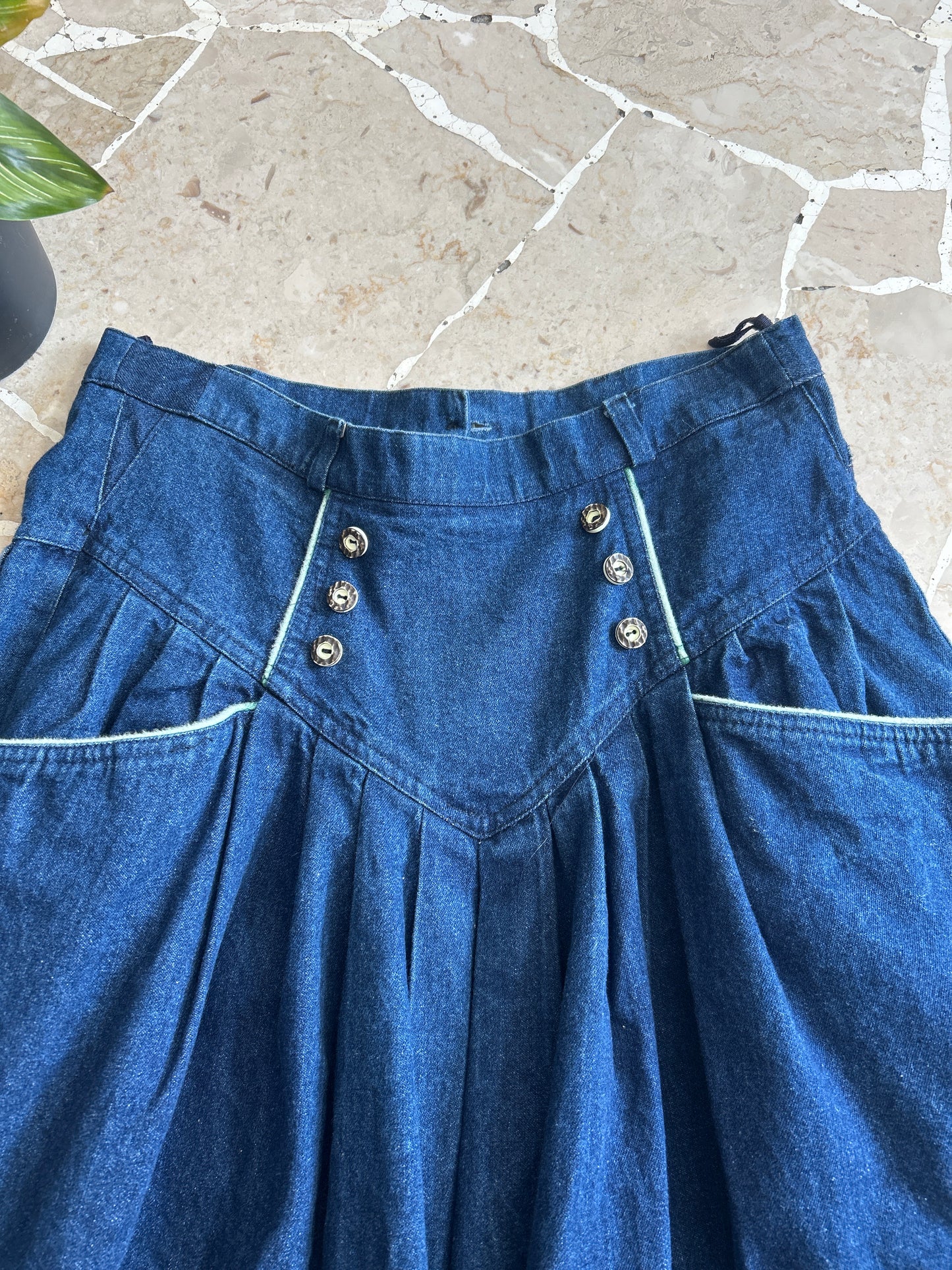 Gonna in jeans handmade
